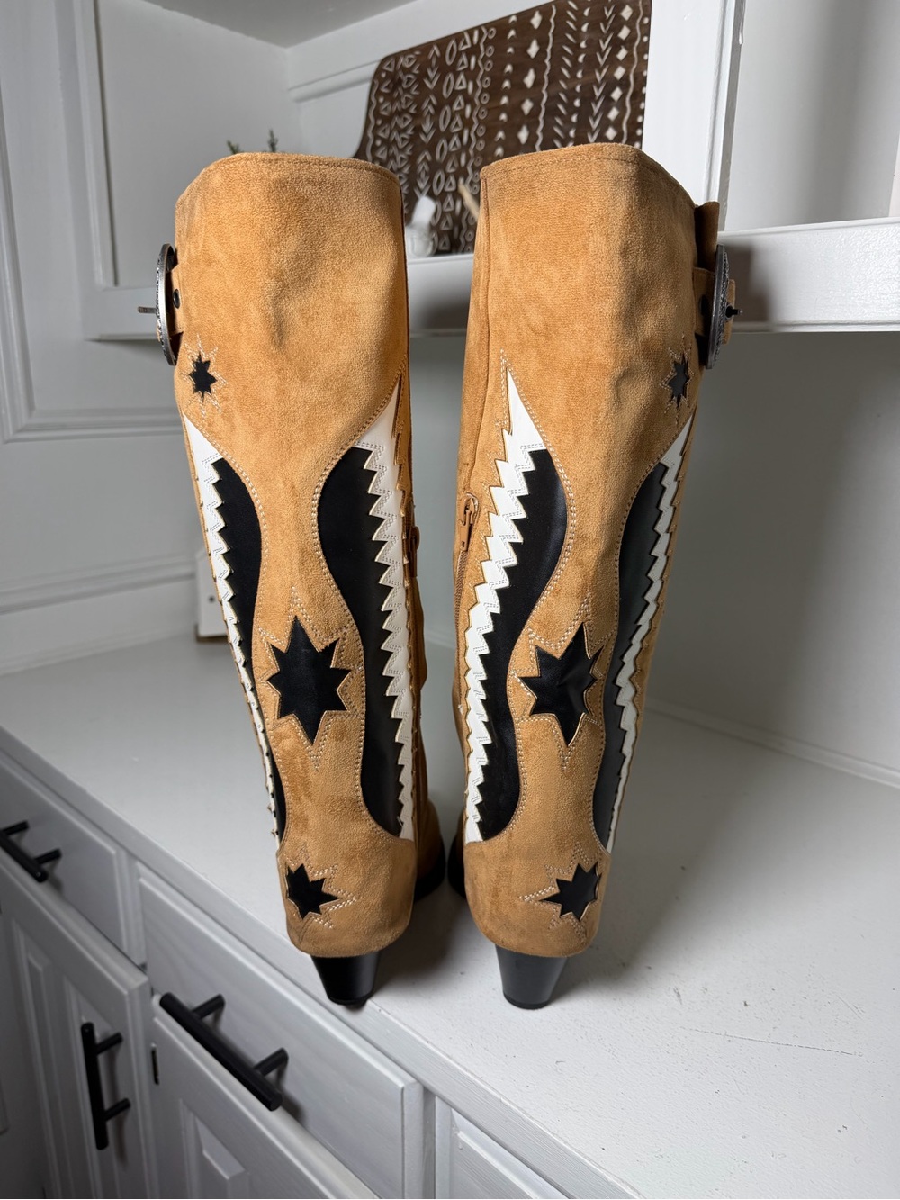 Zodiac Western Boots Women 7 Tan Suede Appliqué Cowboy Boots Boho Festival Tall - Picture 5 of 8